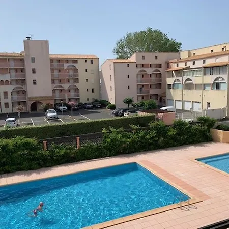 Apartment Joli T2 Climatise Avec Piscine Et Parking A 100m De La Mer - Fr-1-607-128 *
